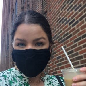 Meet your Posher, City fashion